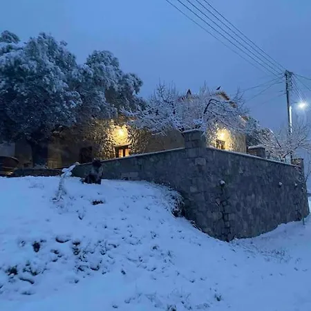 Cheerful 3 Bedroom Cottage With Indoor Fireplace Pelei Exterior photo