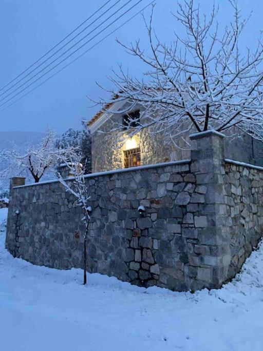 Holiday home Cheerful 3 Bedroom With Indoor Fireplace