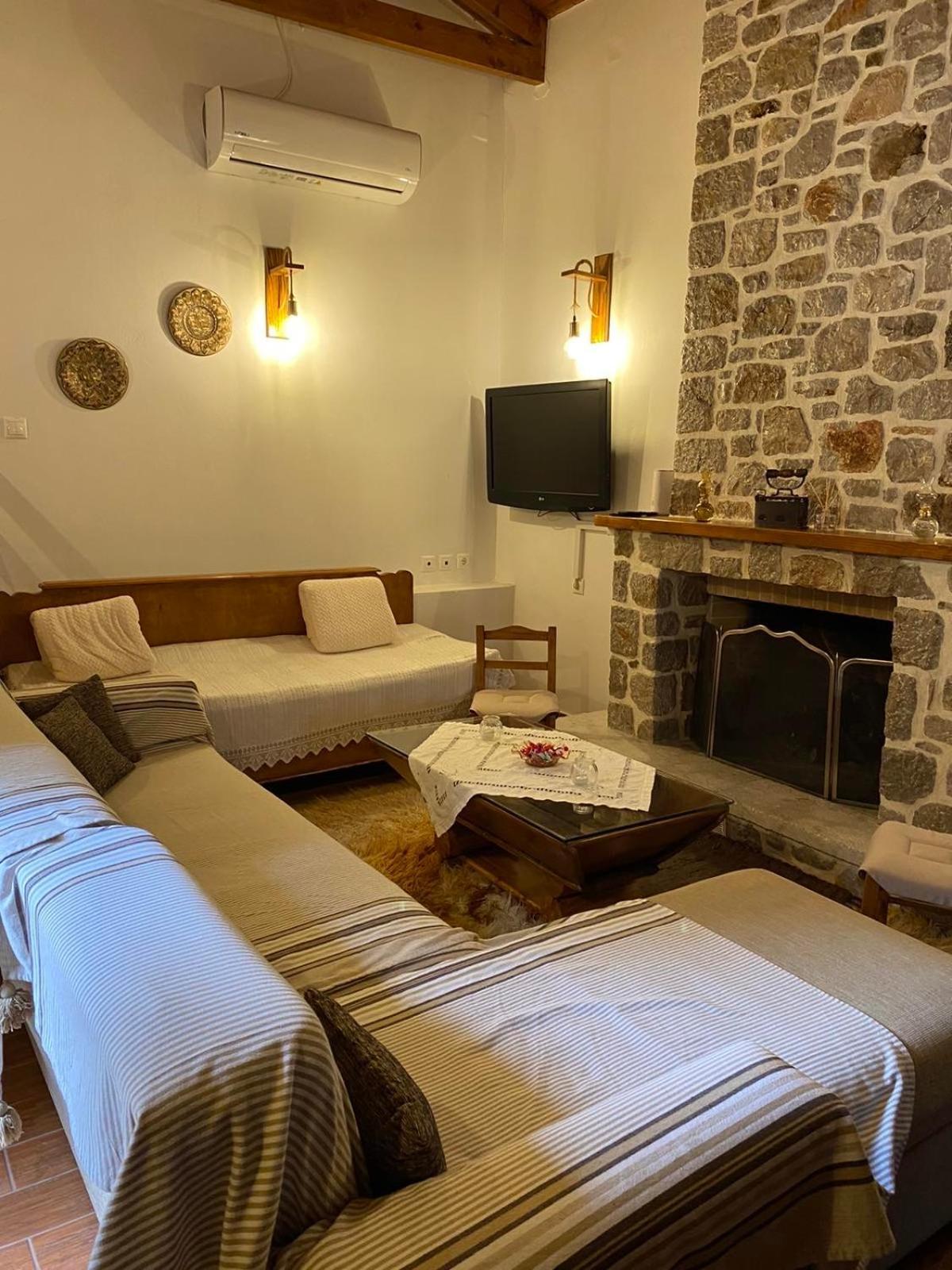 Ferienhaus Cheerful 3 Bedroom With Indoor Fireplace *